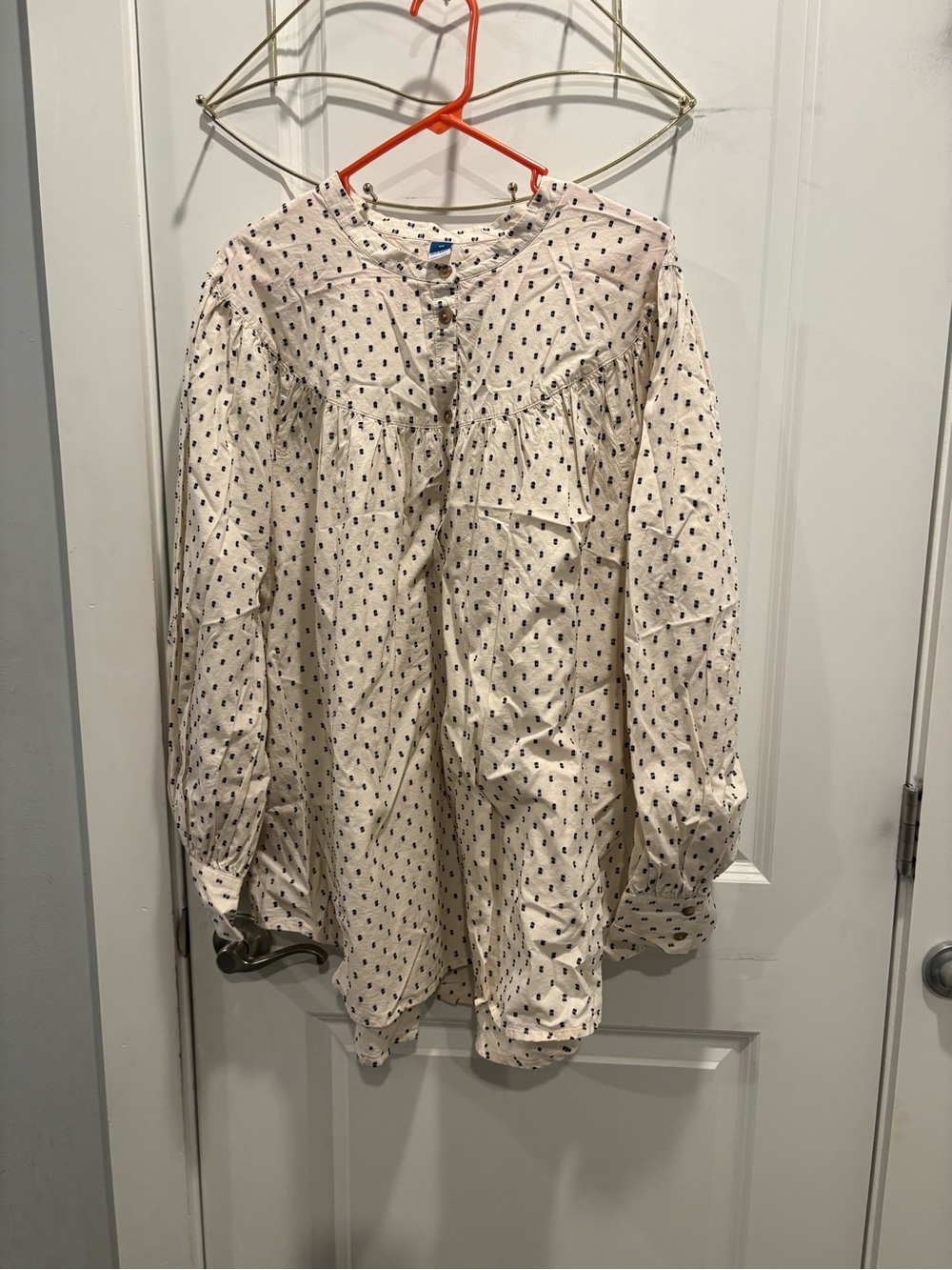 Old Navy Cream Long-Sleeve Peasant Blouse with Navy Dot Print